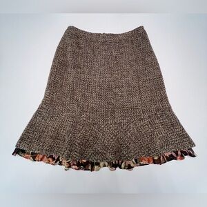 New, NWOT, Beautiful Ann Taylor Loft Wool Skirt With Peekaboo Floral SIZE 12